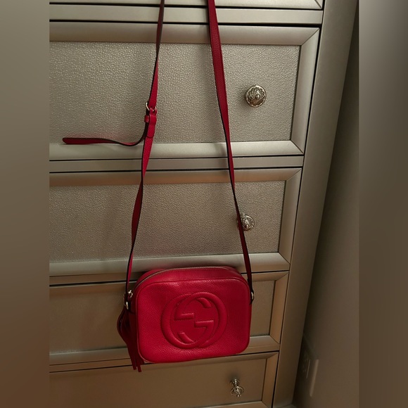 Gucci red camera bag - Picture 2 of 2